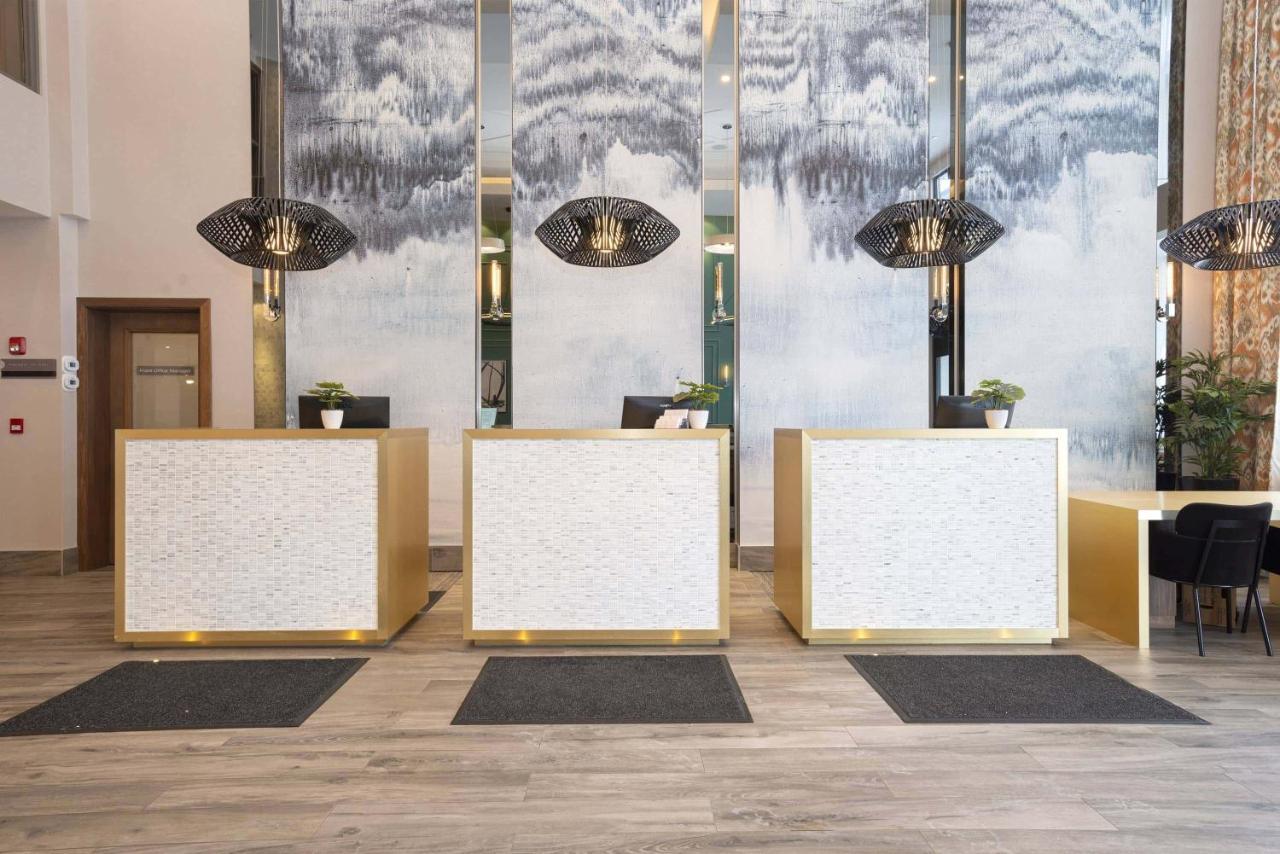 Sandman Signature Sherwood Park Hotel Eksteriør billede