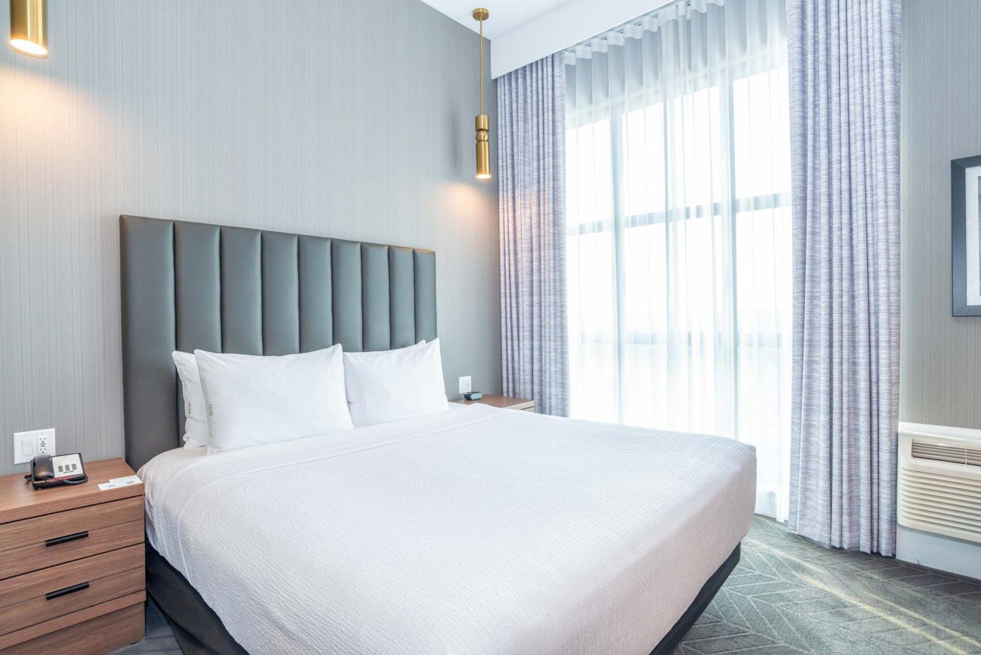 Sandman Signature Sherwood Park Hotel Eksteriør billede