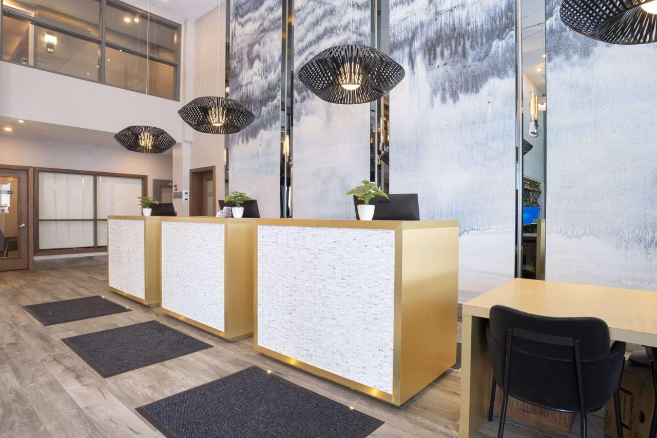 Sandman Signature Sherwood Park Hotel Eksteriør billede